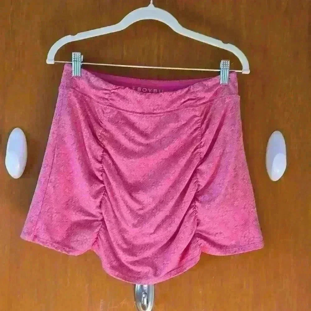 Soybu, pink/grey pattern athletic skirt. Size small.
